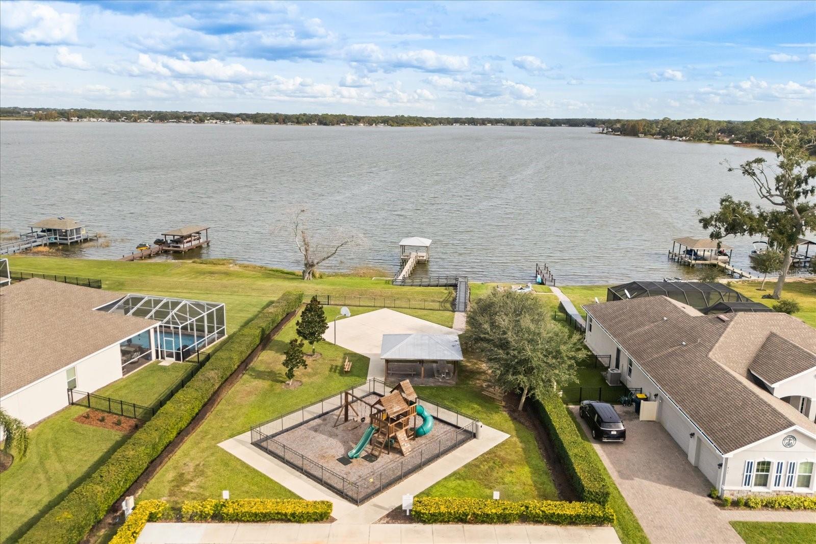 LAKE MARIANA RESERVE PH 1 - Residential