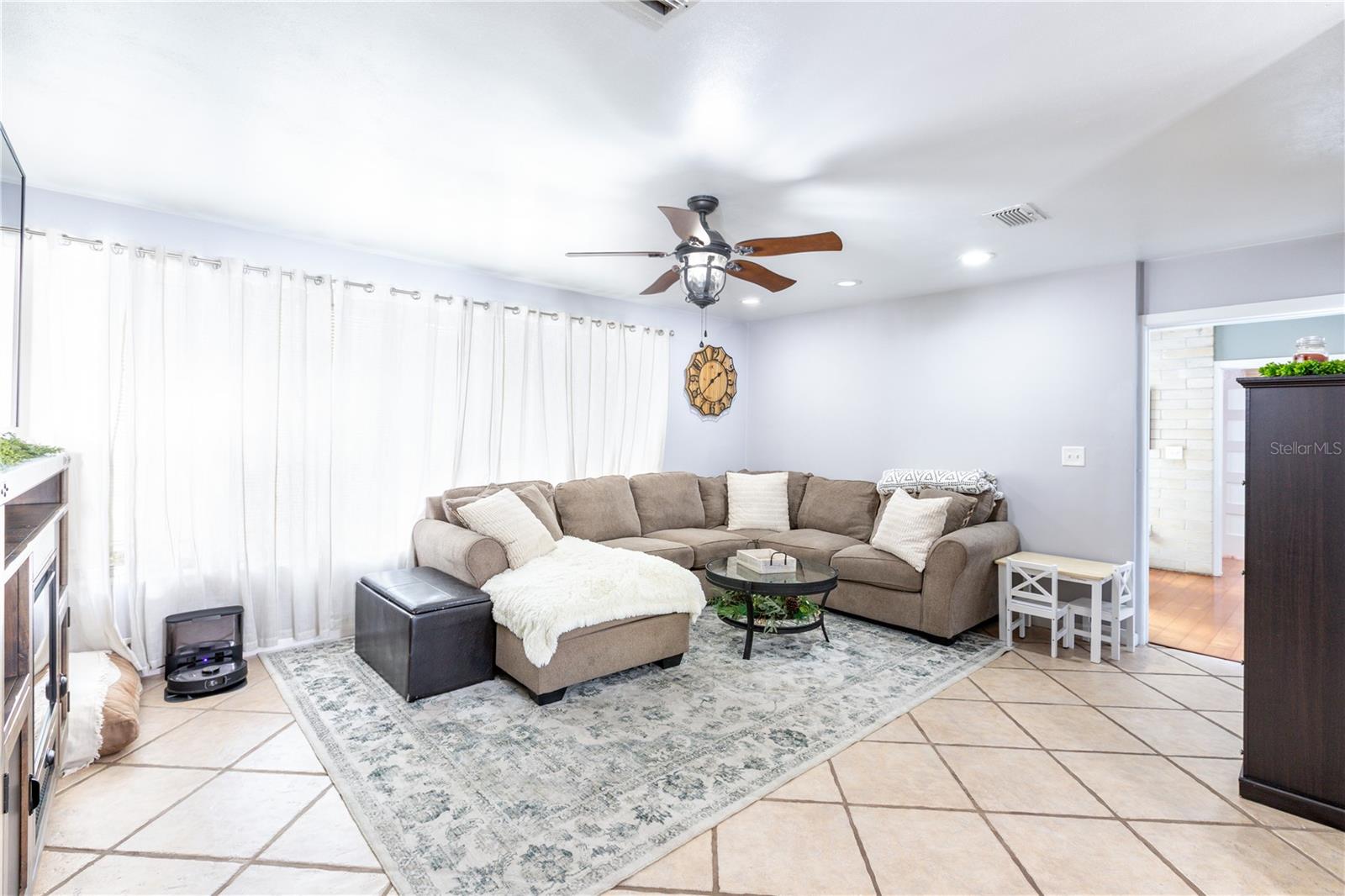 HELENA HEIGHTS - Residential