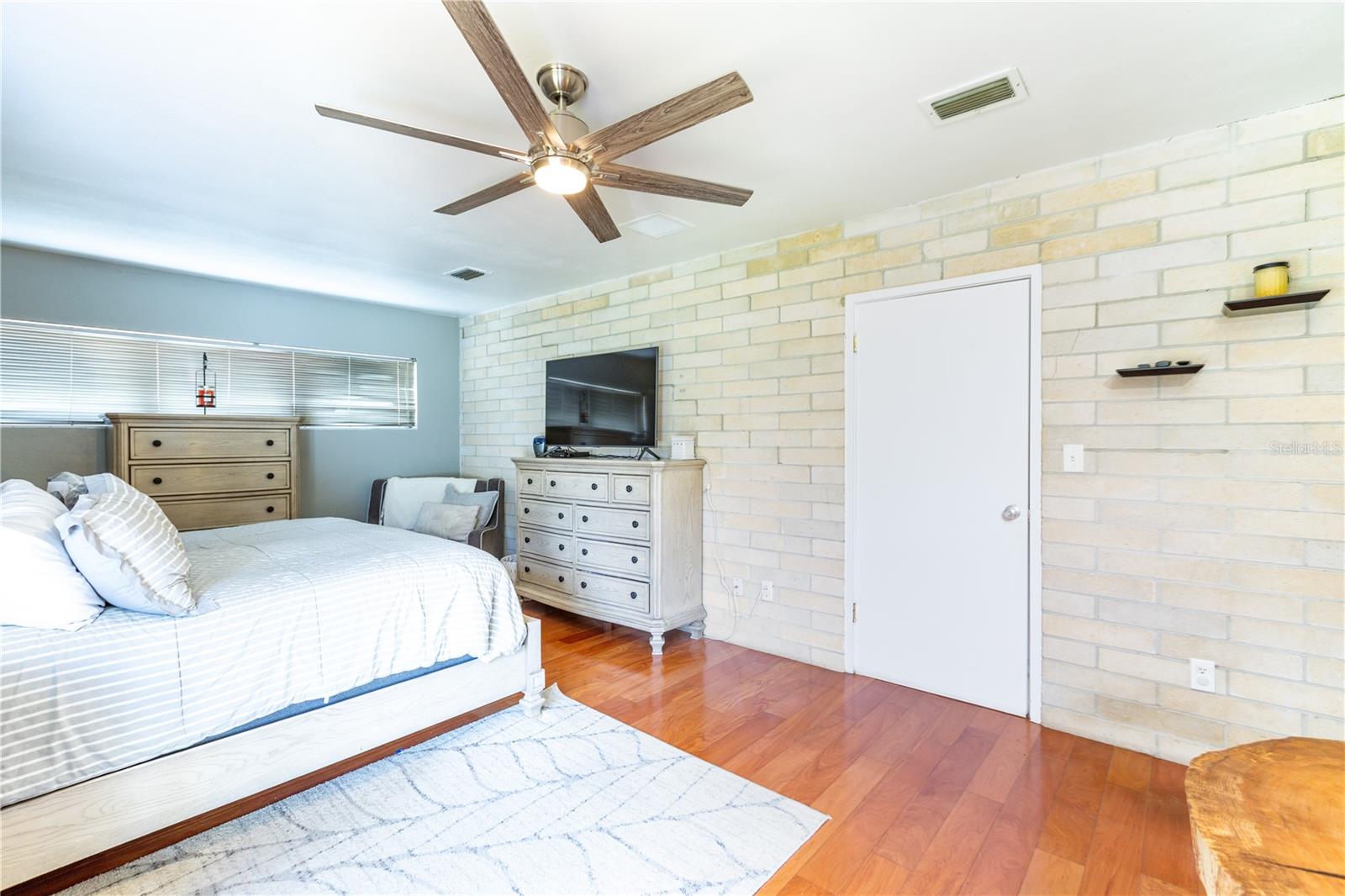 HELENA HEIGHTS - Residential