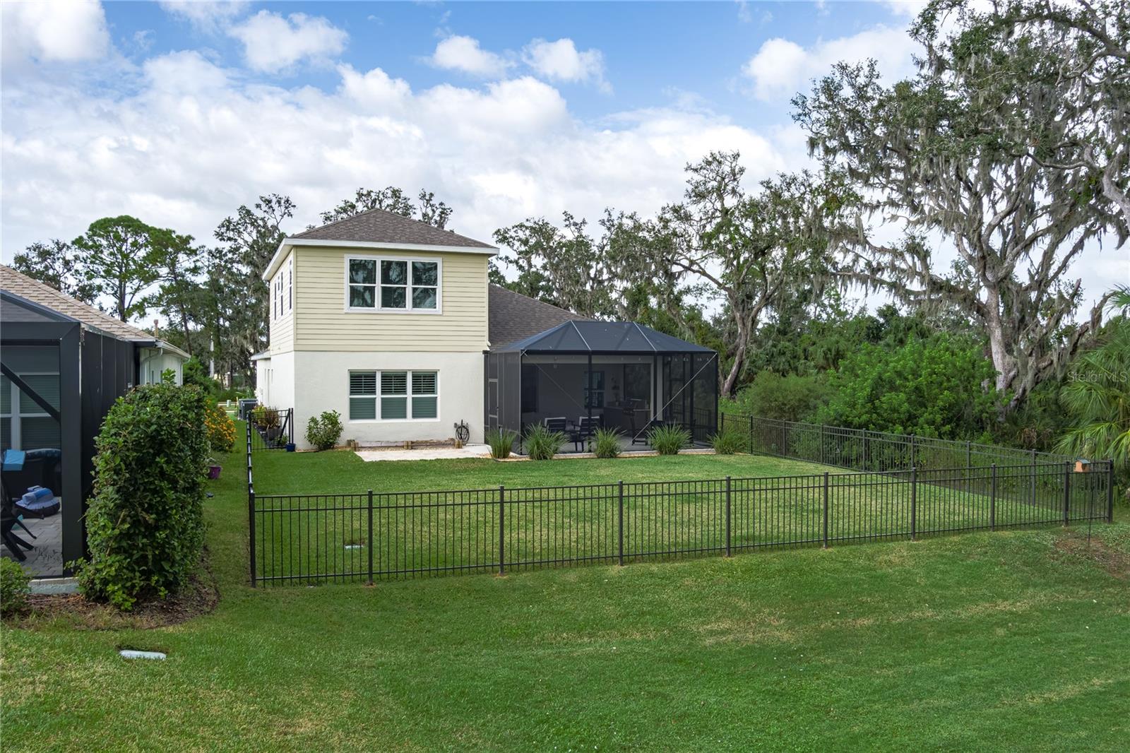 SILVERLEAF PH V - Residential