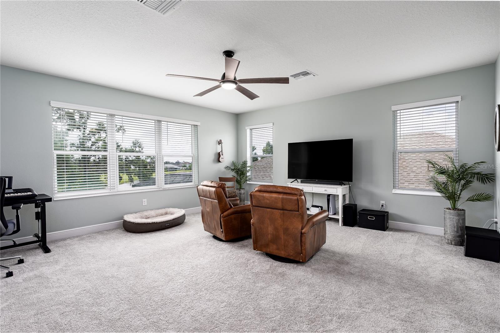 SILVERLEAF PH V - Residential