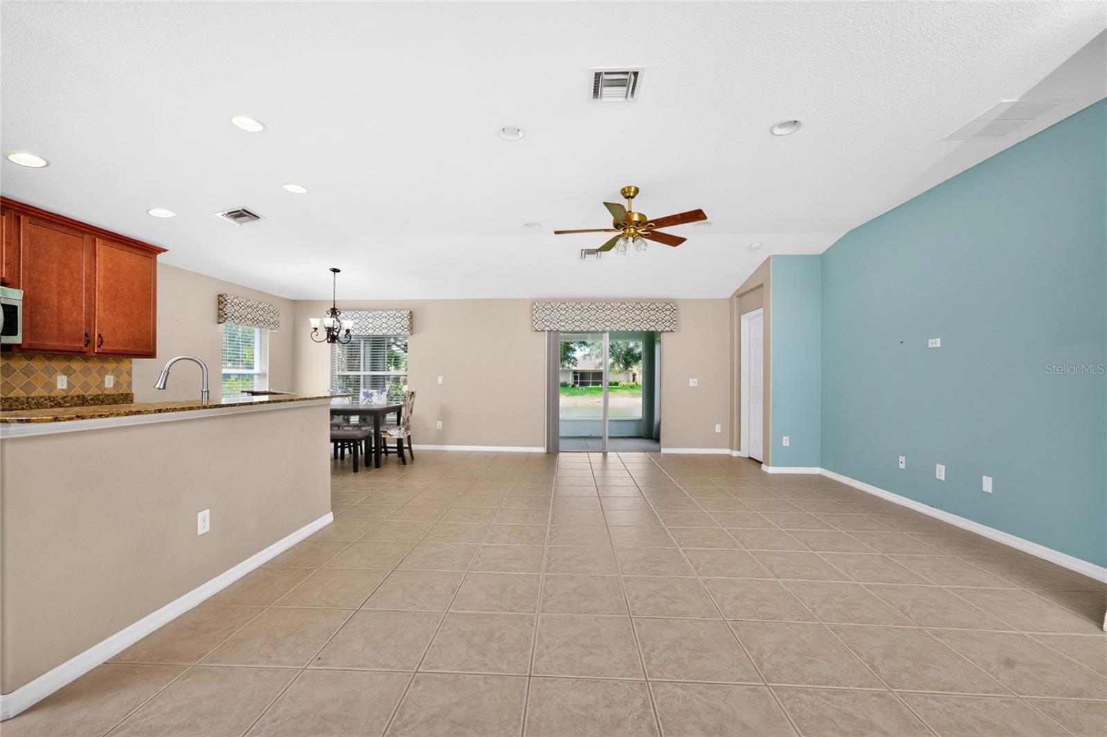 VENTURA VILLAGE - Residential