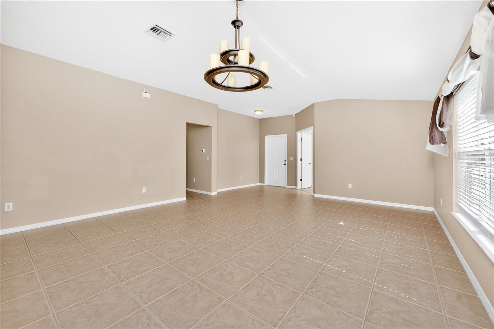 VENTURA VILLAGE - Residential