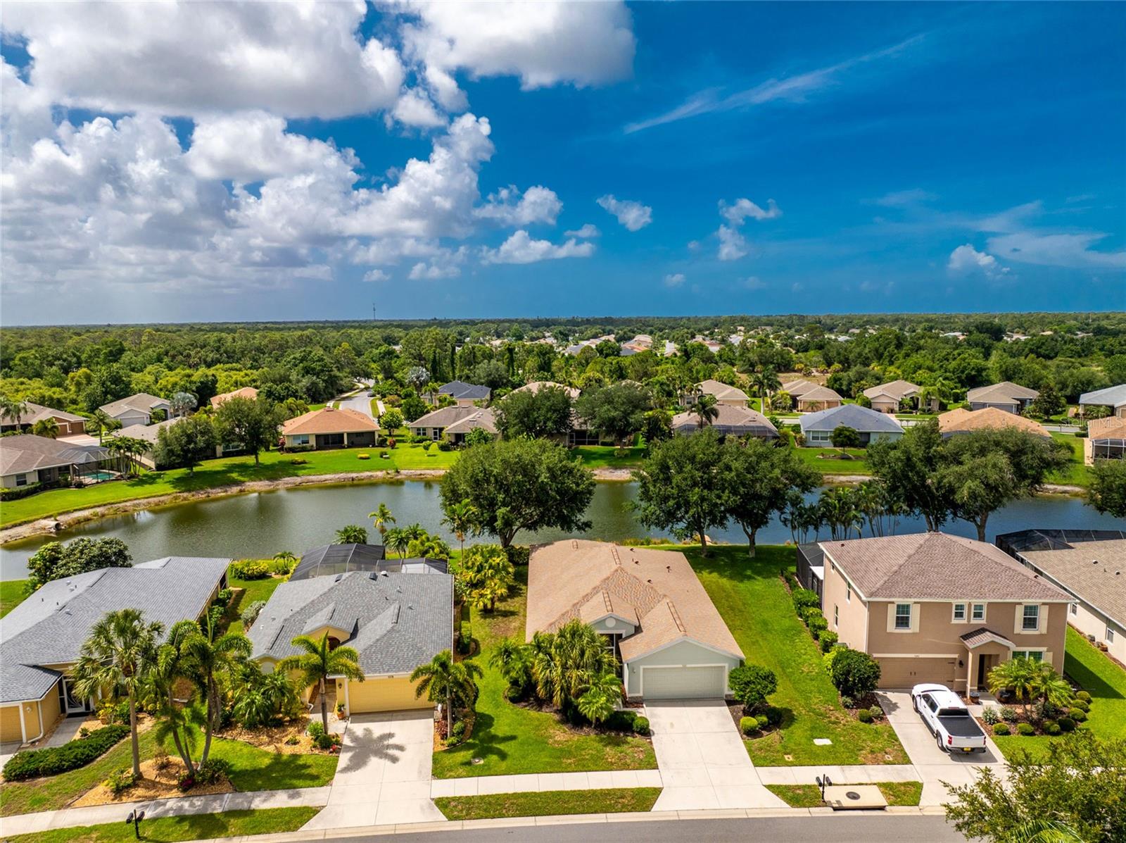 VENTURA VILLAGE - Residential