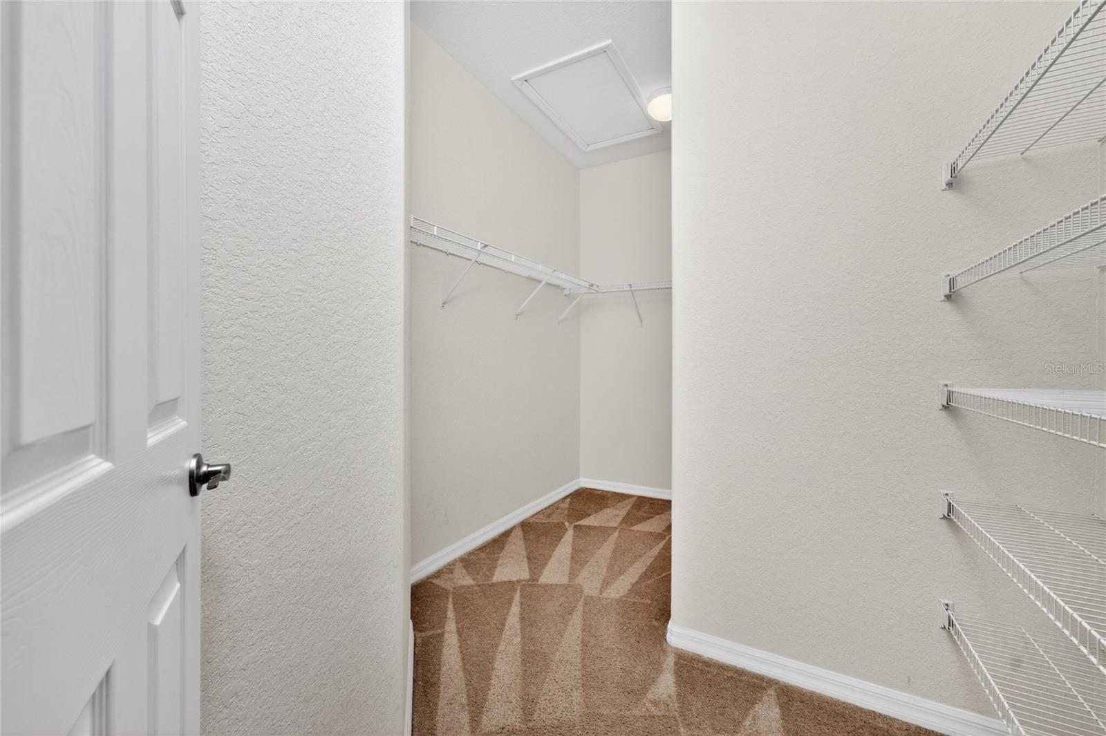 VENTURA VILLAGE - Residential