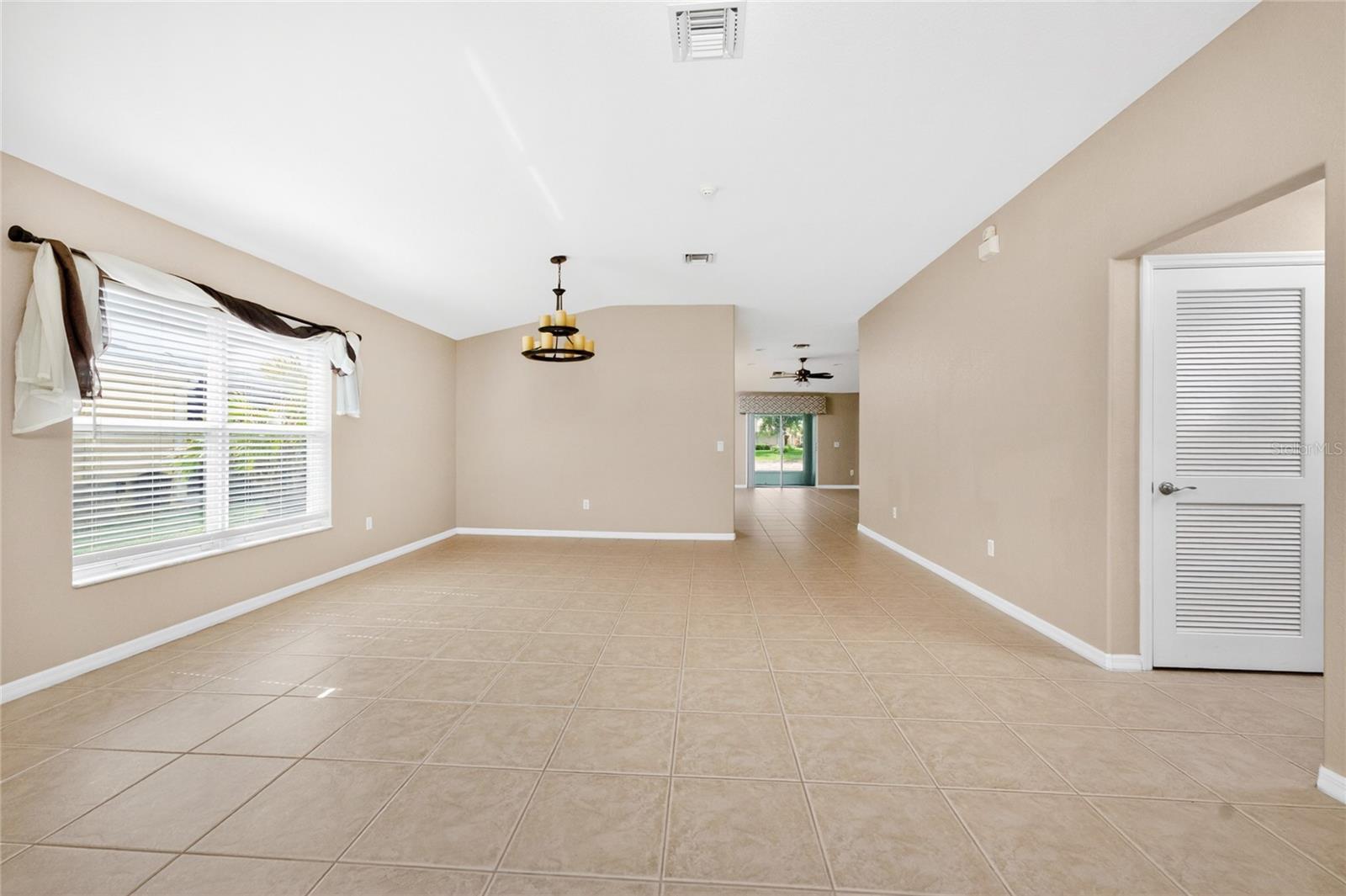 VENTURA VILLAGE - Residential