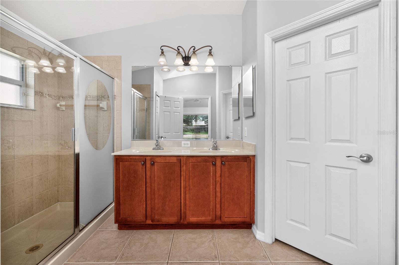 VENTURA VILLAGE - Residential