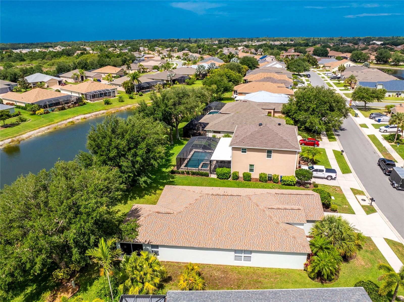 VENTURA VILLAGE - Residential