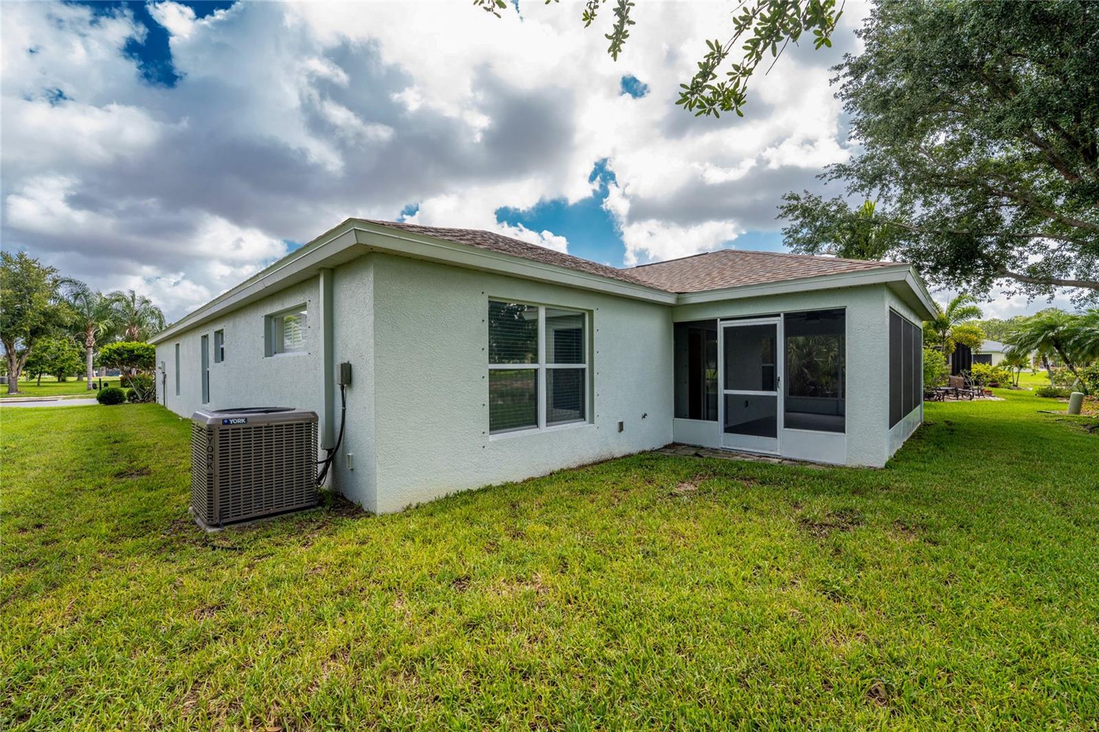 VENTURA VILLAGE - Residential