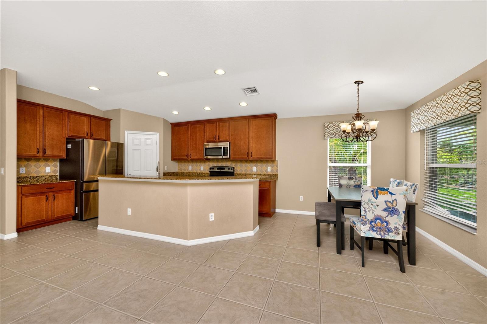 VENTURA VILLAGE - Residential