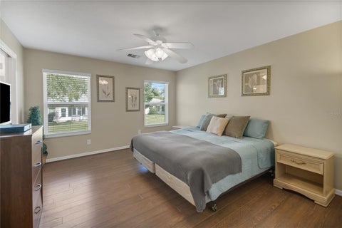 Tiny photo for 933 Eagles Landing, Leesburg, FL 34748 (MLS # G5119550)