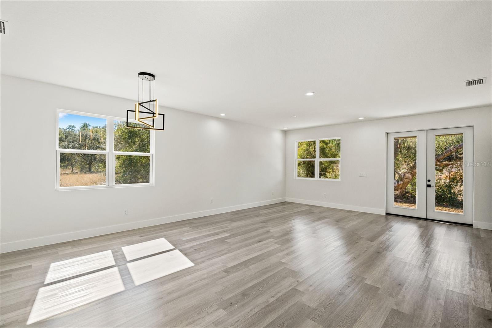 CITRUS SPGS UNIT 22 - Residential