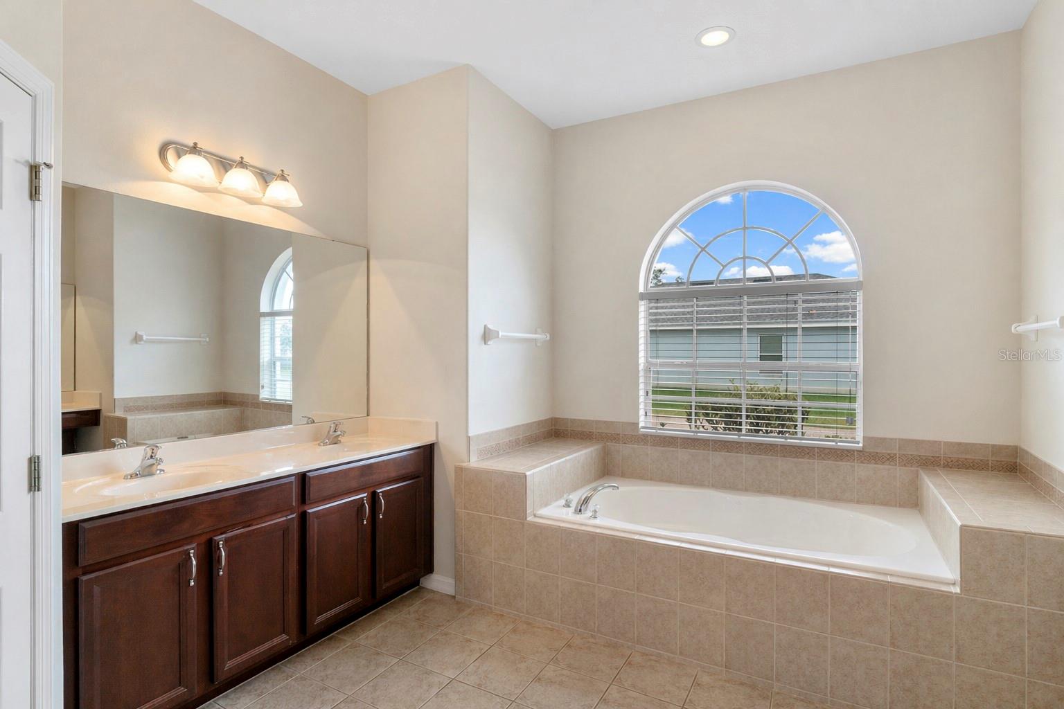 COVINGTON PARK - Residential