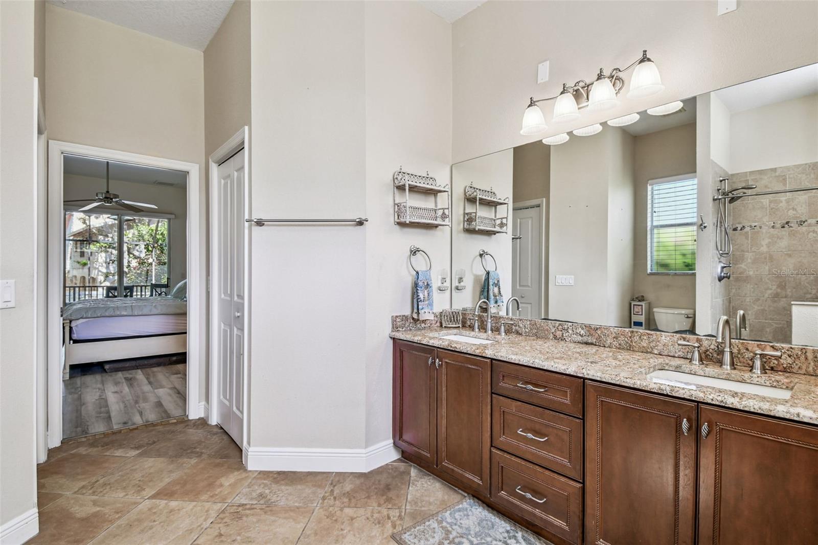 SUNSET HILLS - Residential