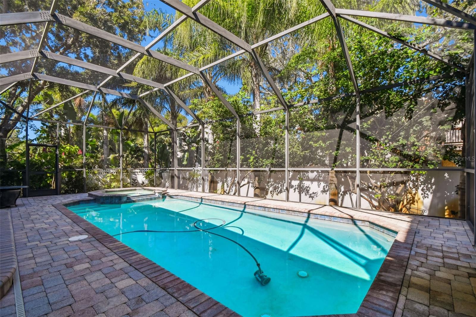 SUNSET HILLS - Residential