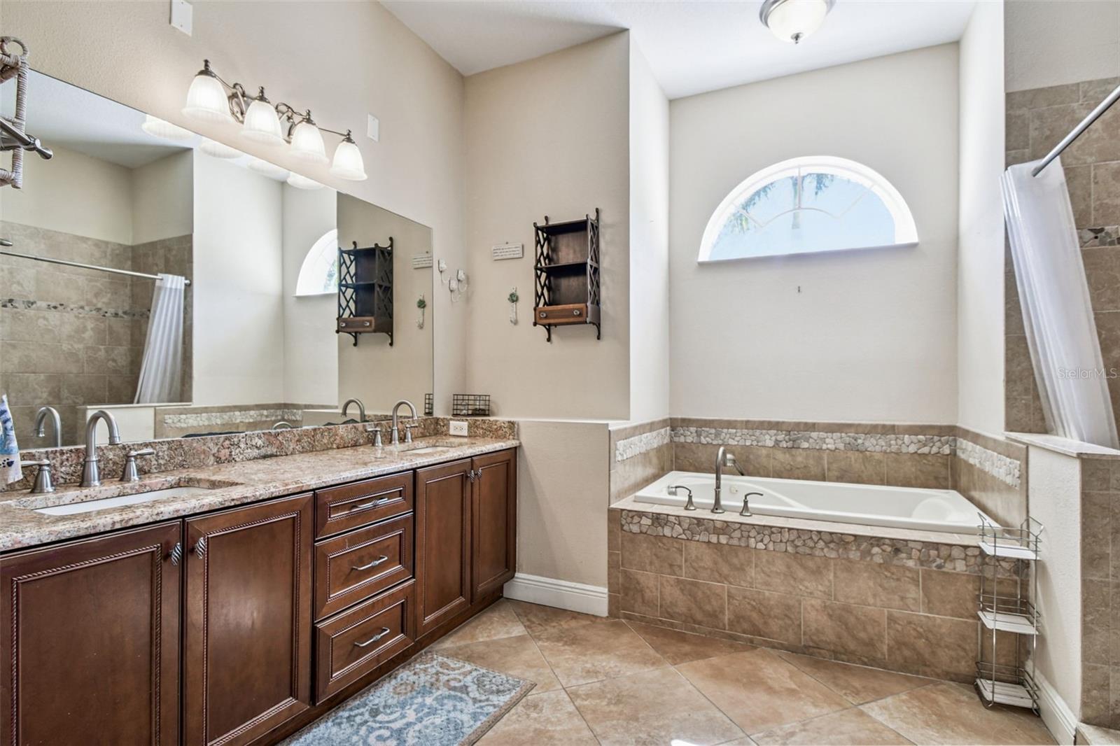 SUNSET HILLS - Residential