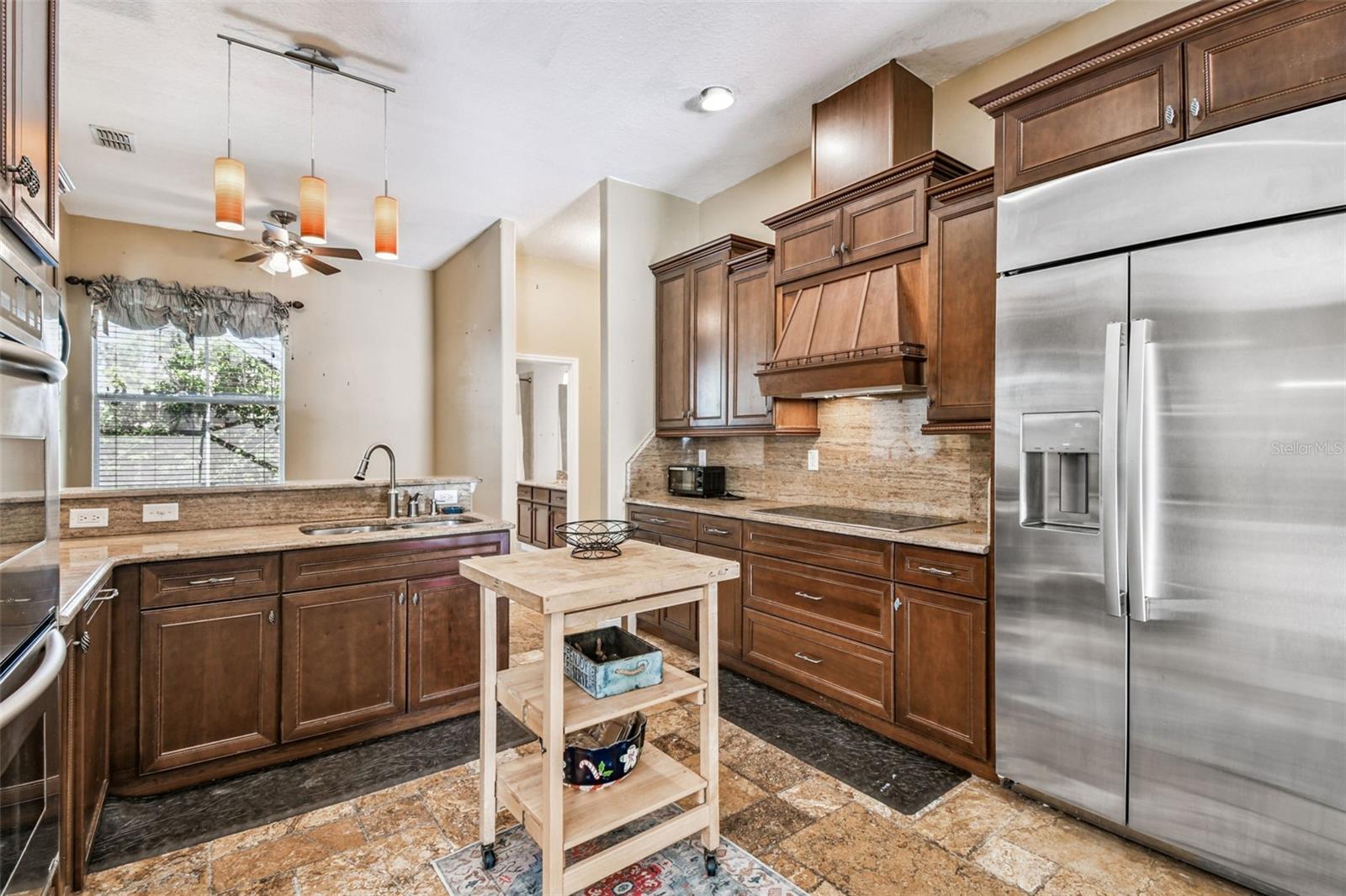 SUNSET HILLS - Residential