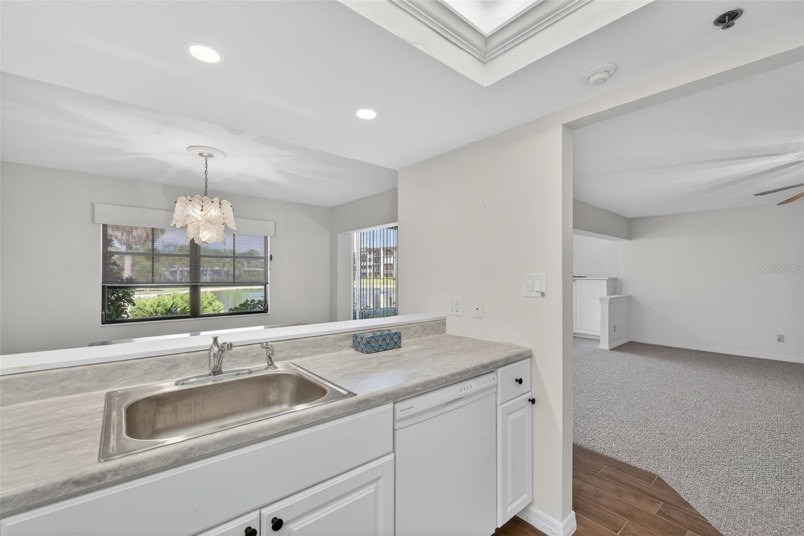 ROLLS LANDING PH 01 BLDG 08 - Residential