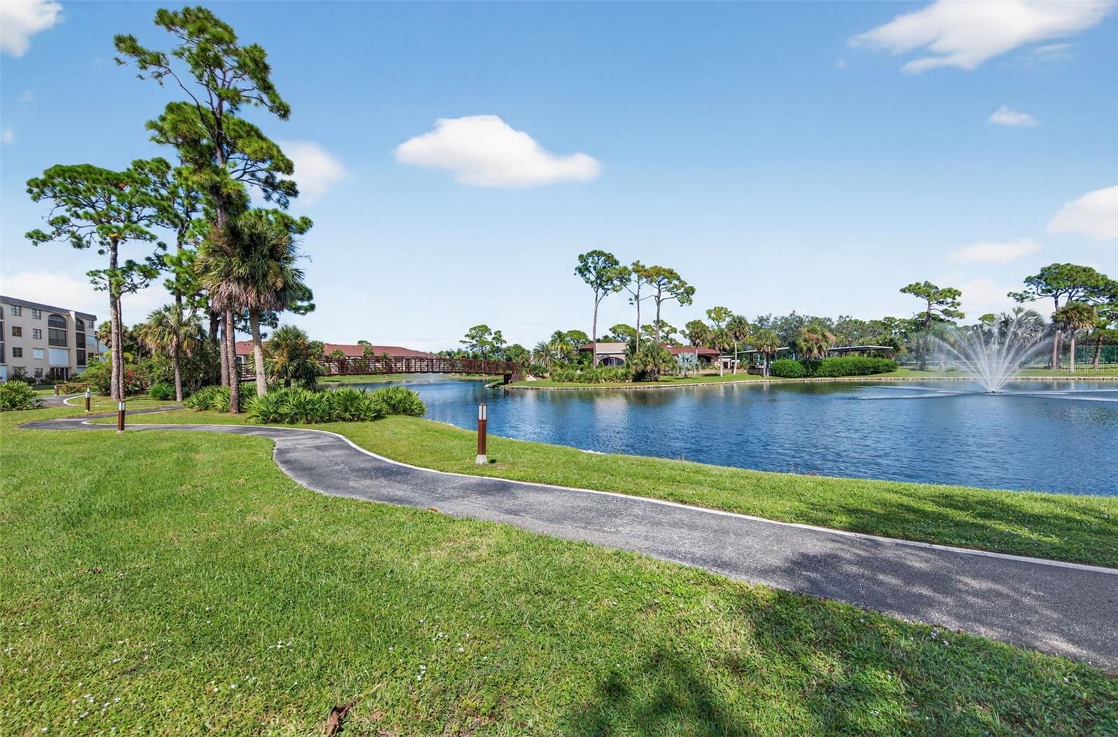 ROLLS LANDING PH 01 BLDG 08 - Residential