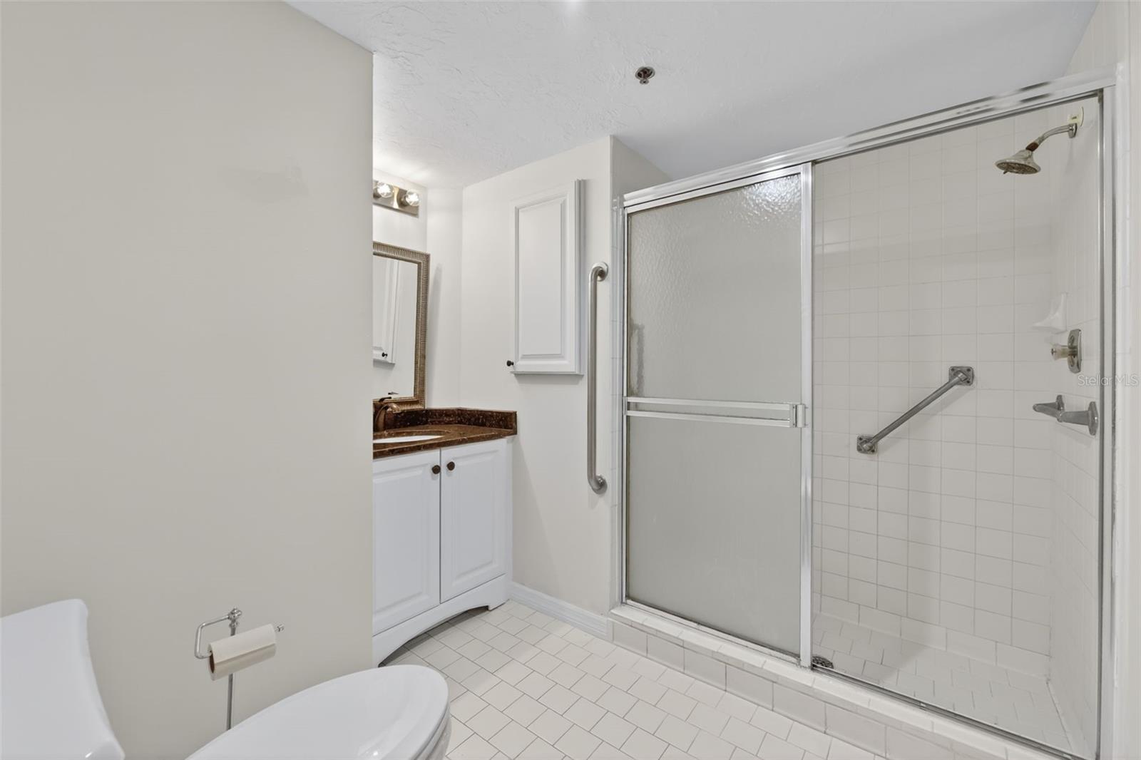 ROLLS LANDING PH 01 BLDG 08 - Residential