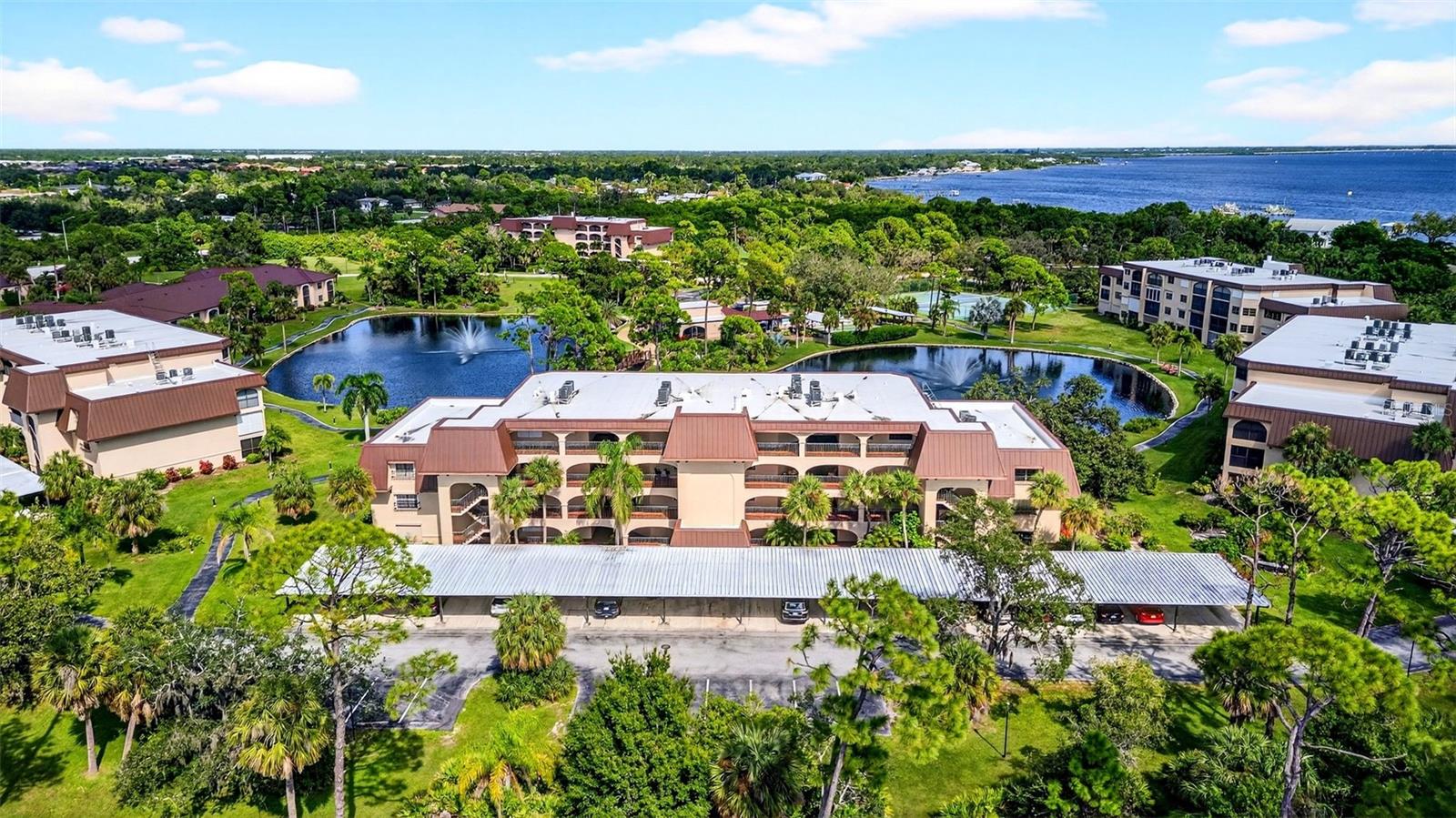 ROLLS LANDING PH 01 BLDG 08 - Residential