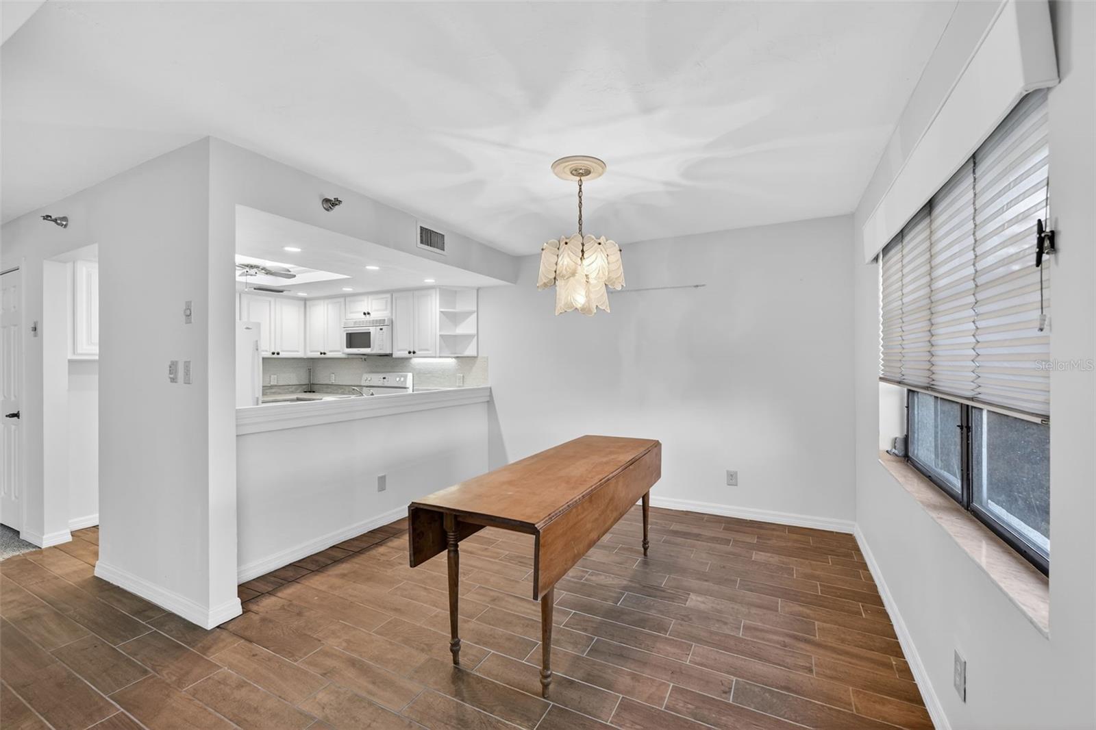 ROLLS LANDING PH 01 BLDG 08 - Residential