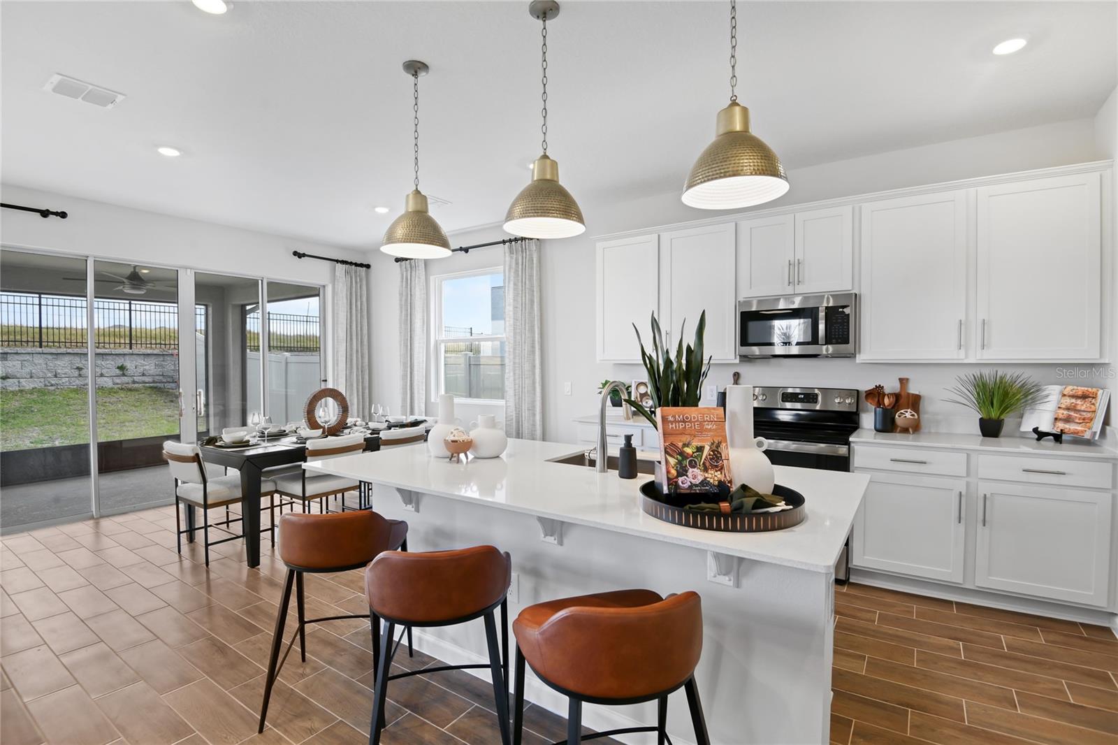 MAPLE RIDGE - Residential