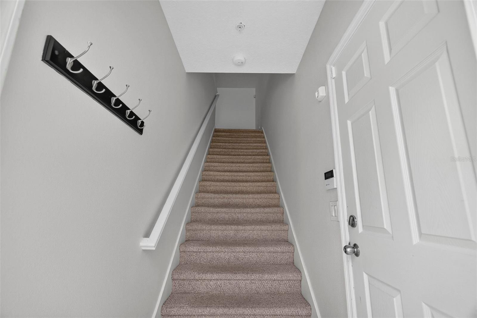 2074 SHAW LANE
