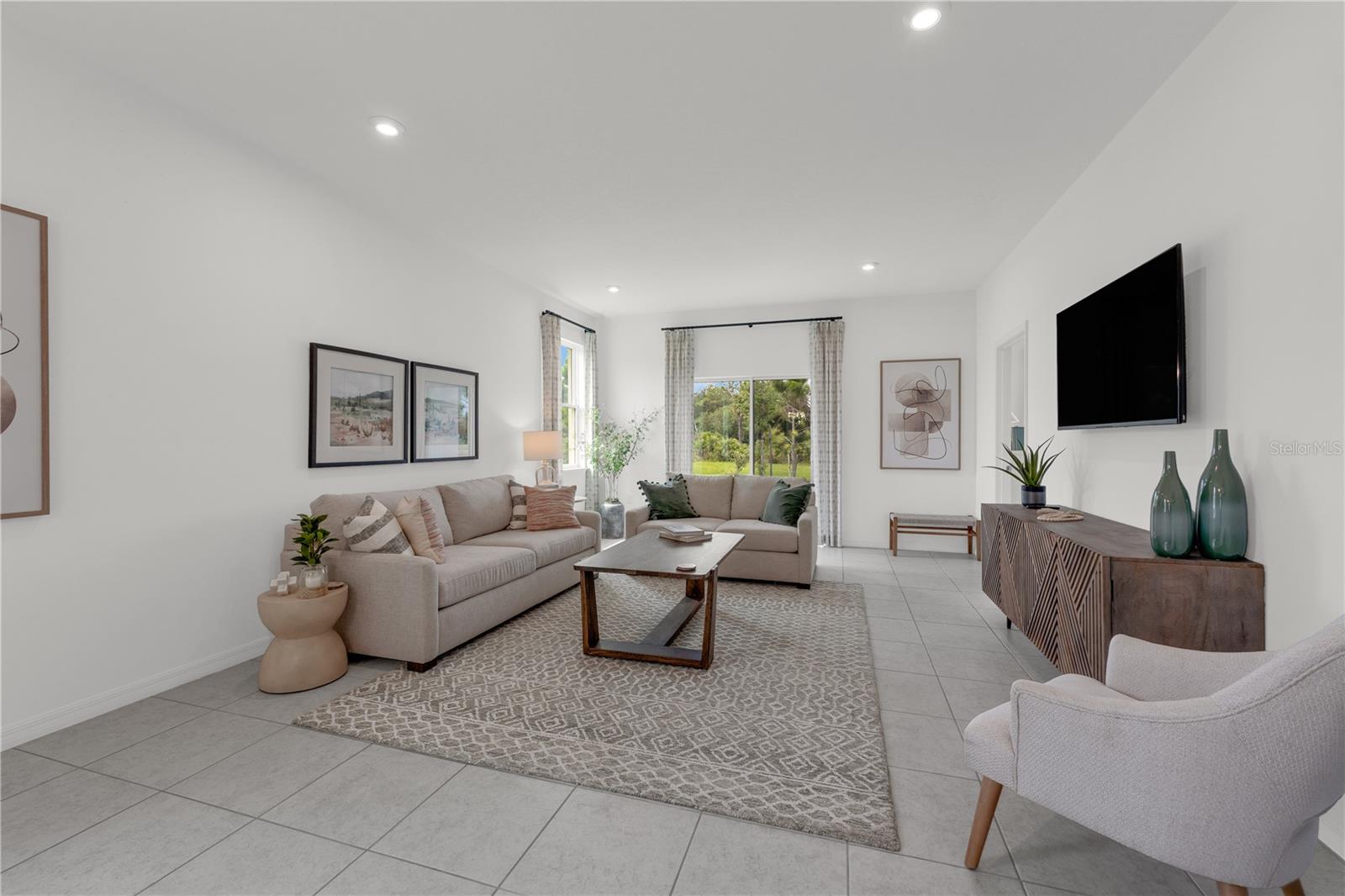 RESERVE AT COUNTRY CLUB LAKES ESTATES - Residential
