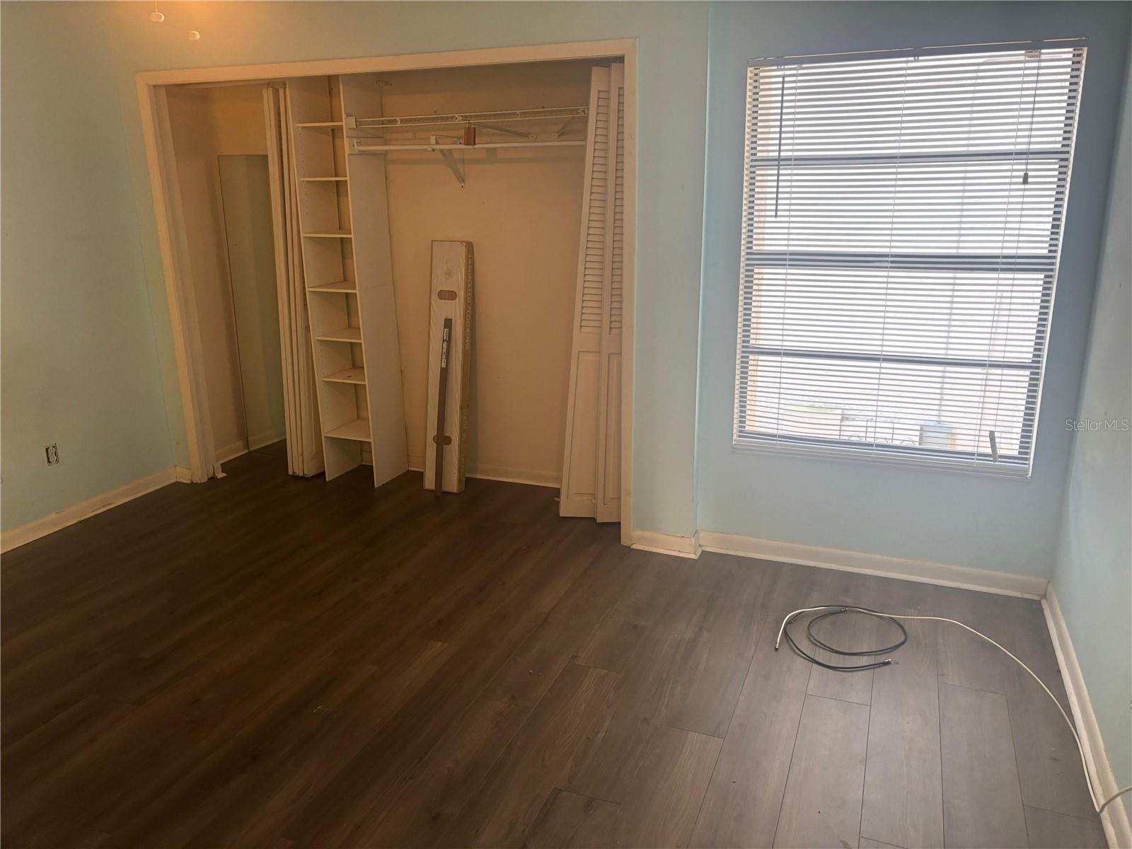 RIVER OAKS CONDO I - Residential