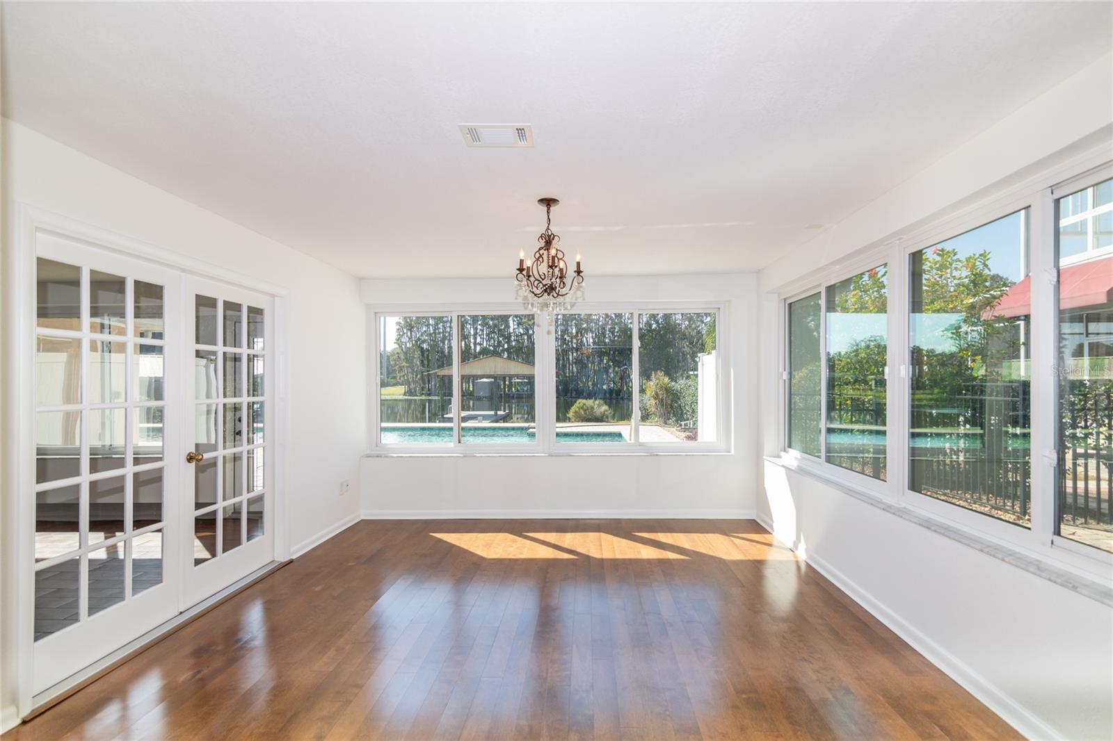 S SHORES TO LAKE PADGETT ESTS UNREC 2ND ADDN - Residential