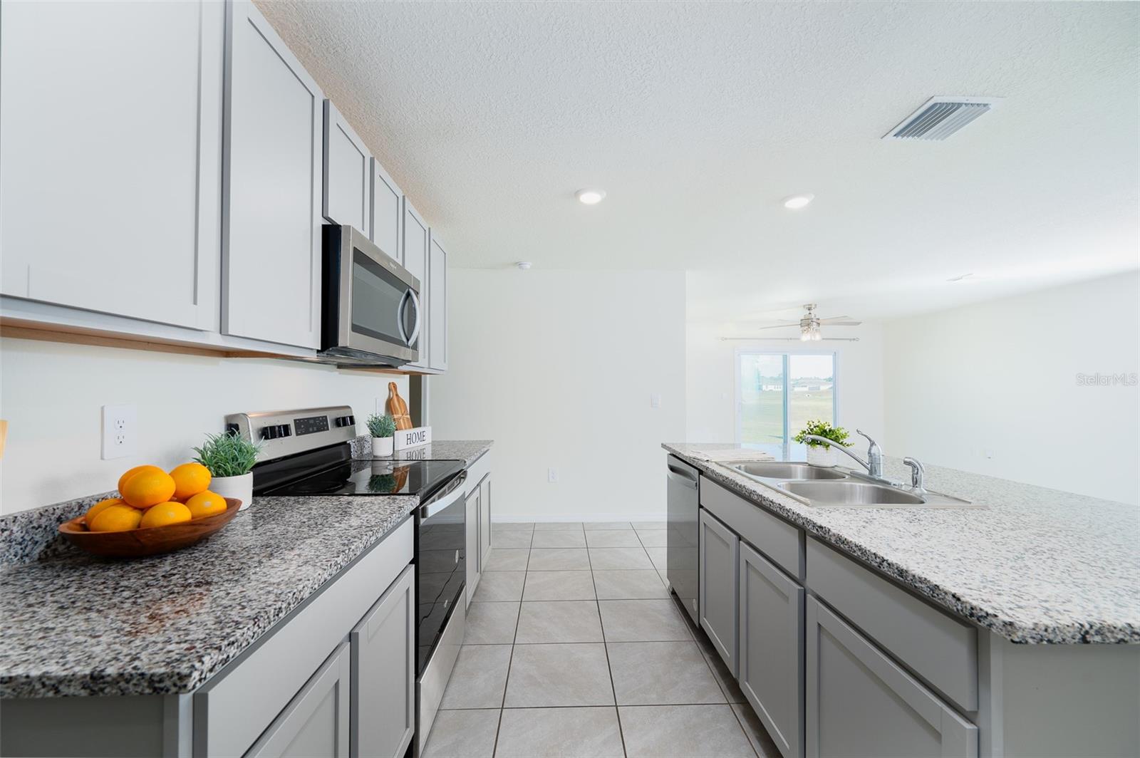 AVALON WOODS PH 3 PB 39 PG 14 - Residential