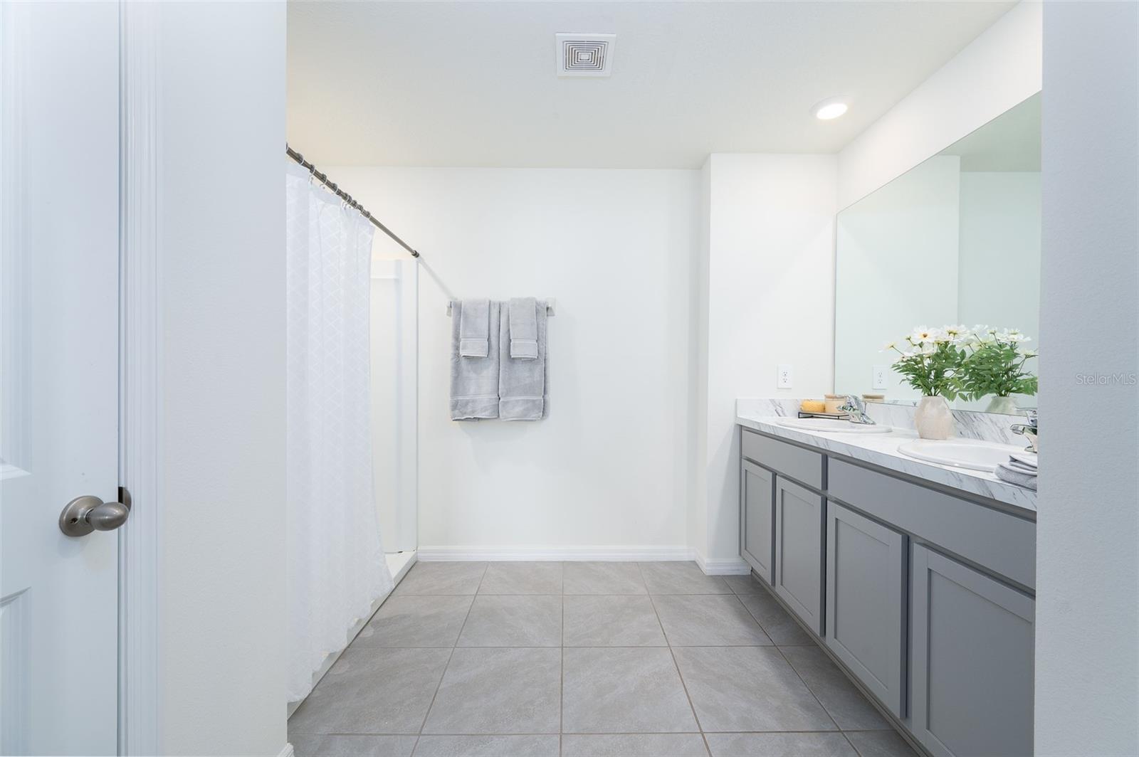 AVALON WOODS PH 3 PB 39 PG 14 - Residential