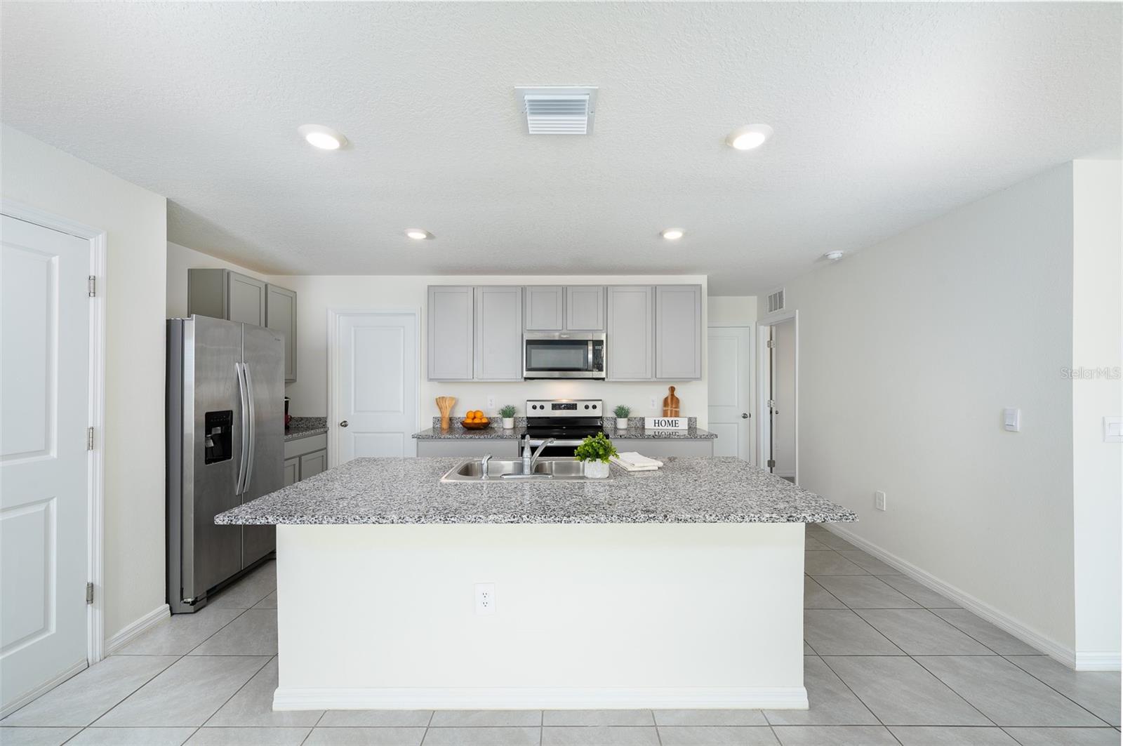 AVALON WOODS PH 3 PB 39 PG 14 - Residential