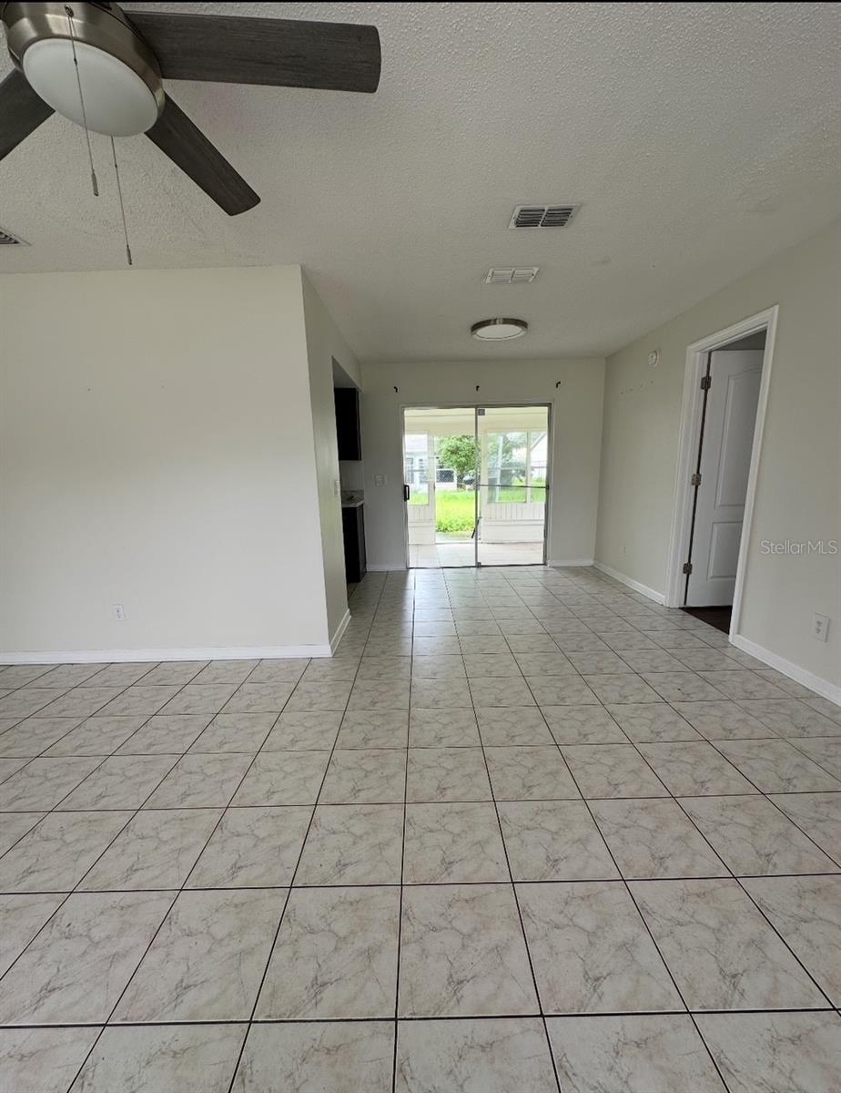 MILL RUN - Residential Lease