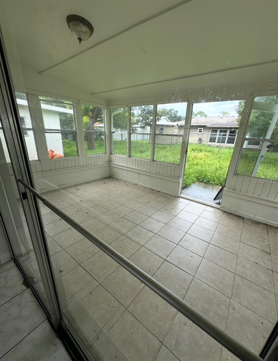 MILL RUN - Residential Lease