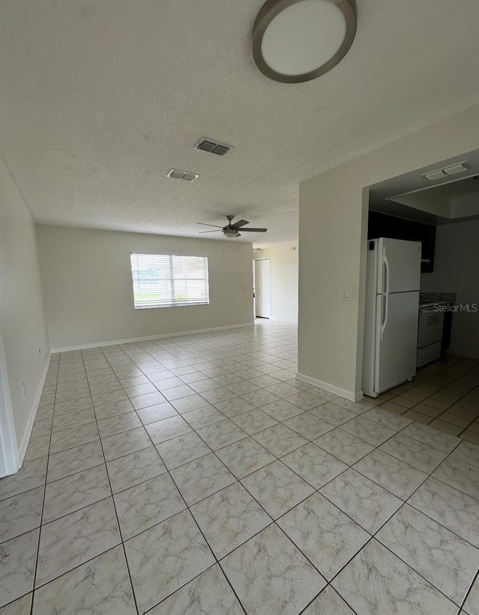 MILL RUN - Residential Lease