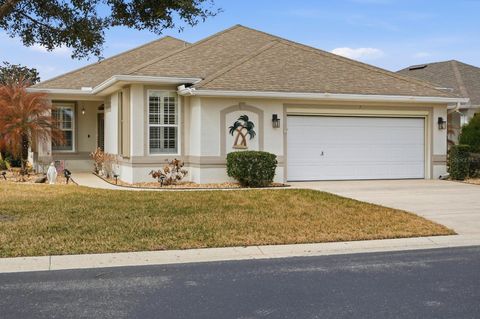 Photo of 5 Royale Lane, Palm Coast, FL 32164 (MLS # V4947419)