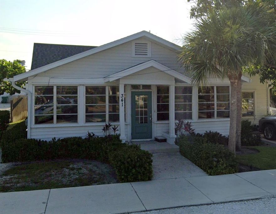 For sold data only. Mixed use property, double lot within the historic district.