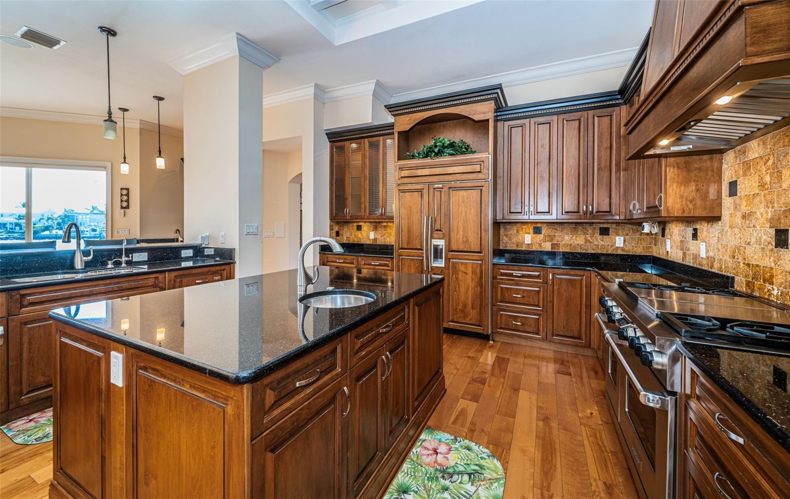 SOUTH CSWY ISLE YACHT CLUB ADD - Residential