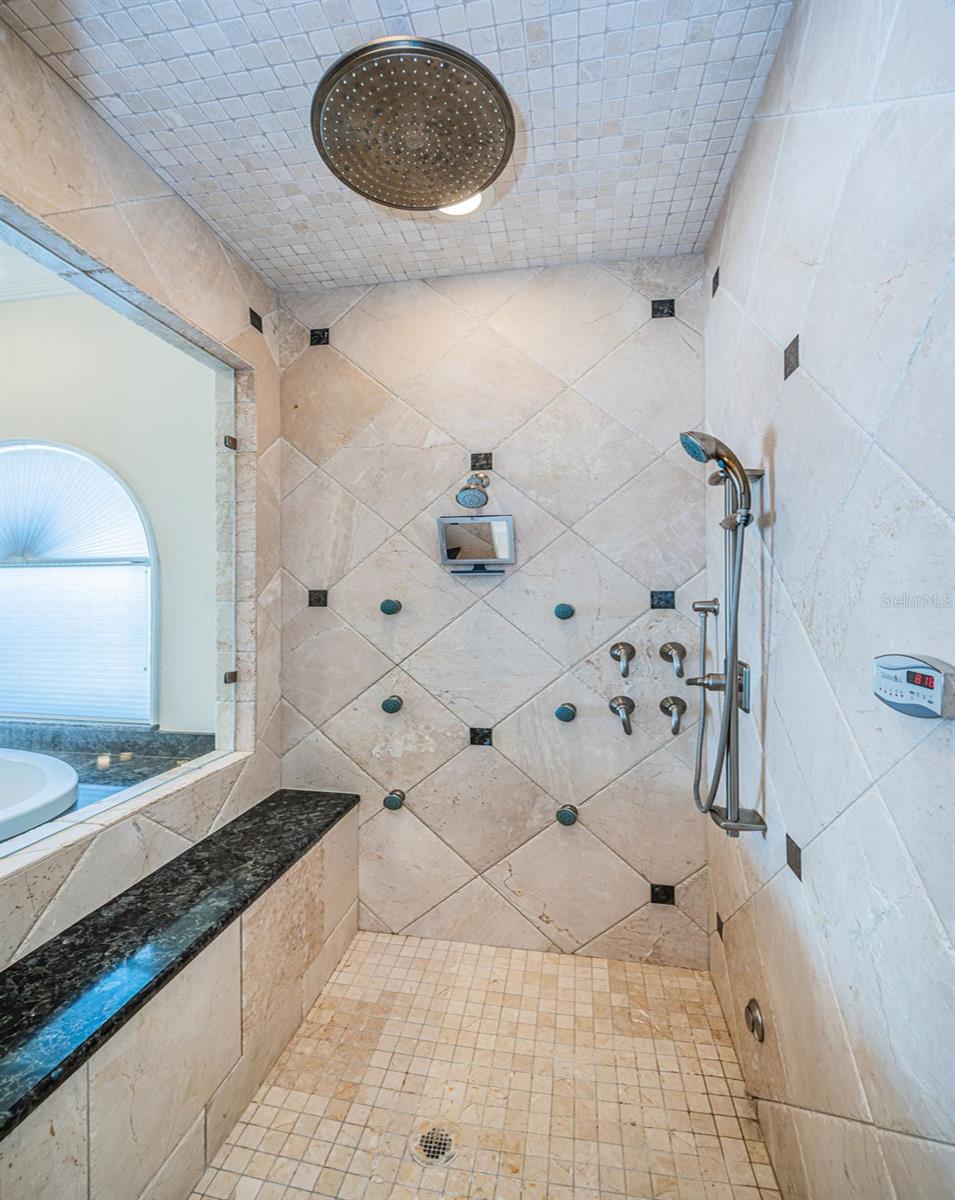 SOUTH CSWY ISLE YACHT CLUB ADD - Residential