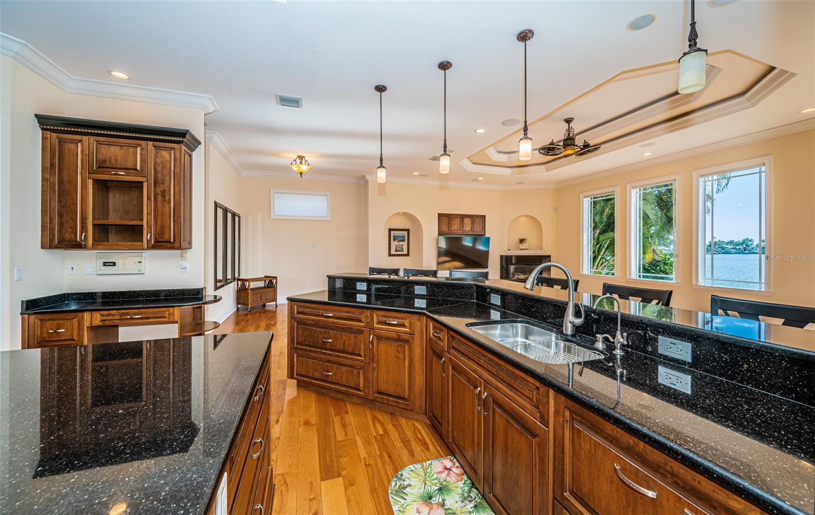 SOUTH CSWY ISLE YACHT CLUB ADD - Residential