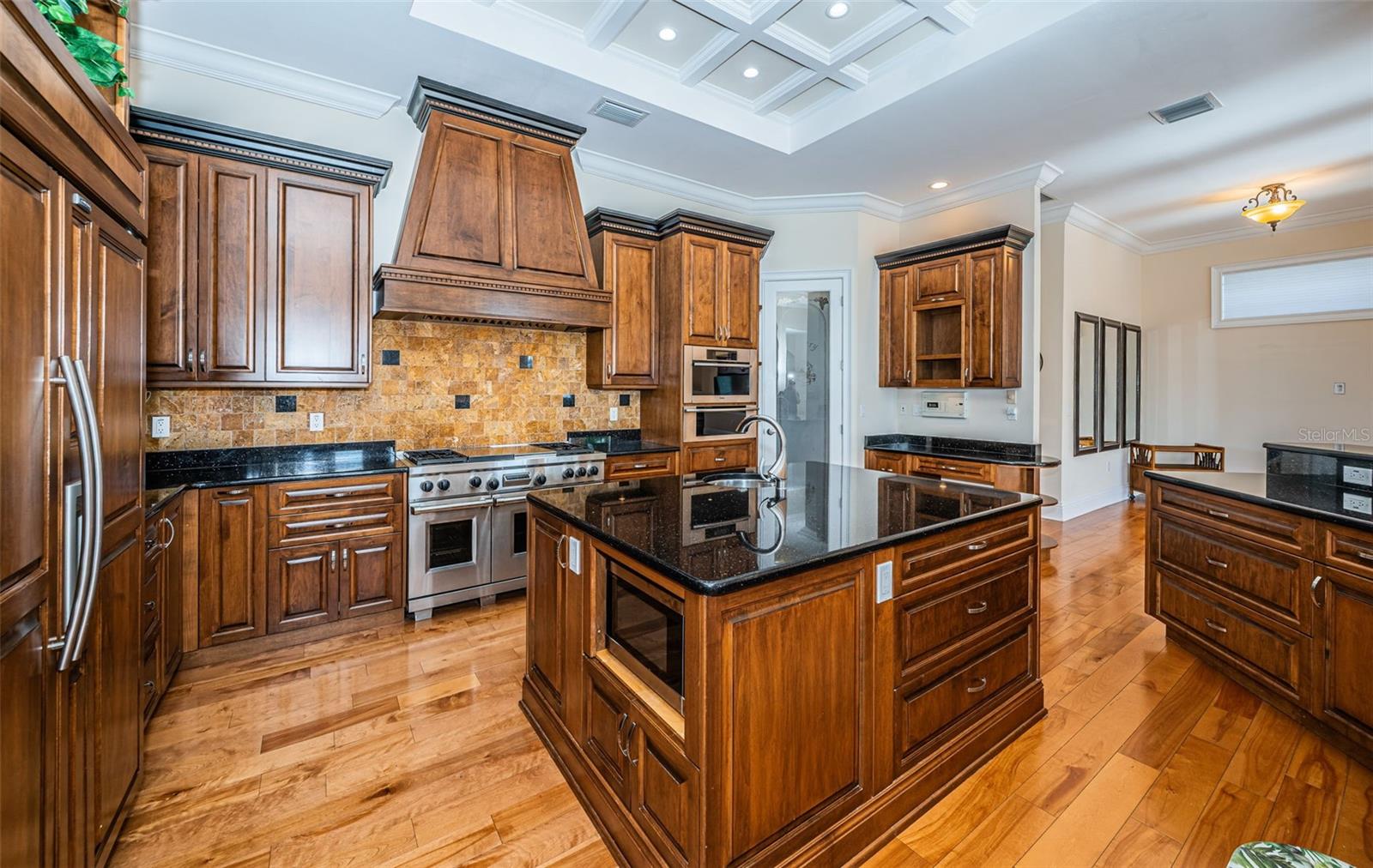 SOUTH CSWY ISLE YACHT CLUB ADD - Residential