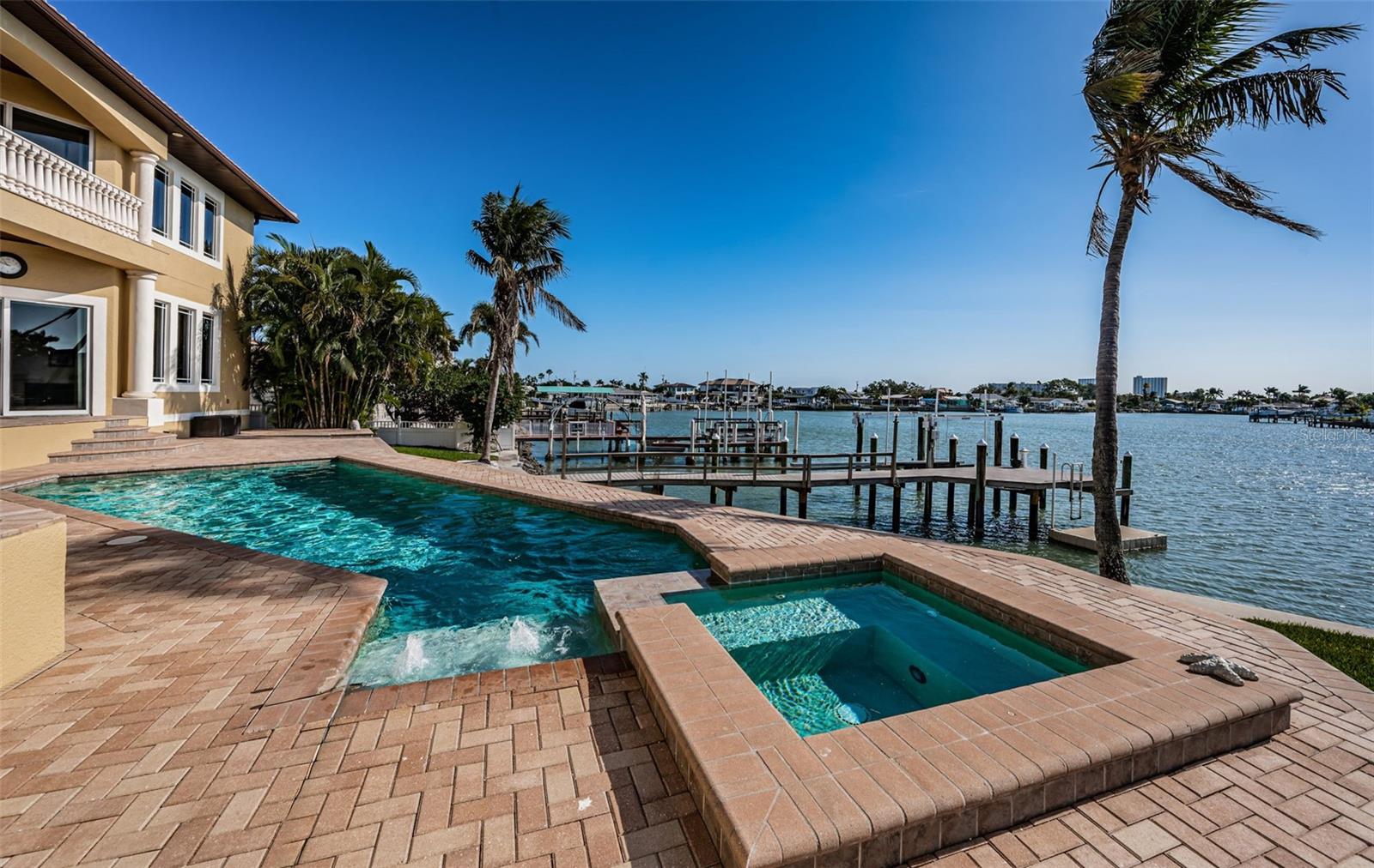 SOUTH CSWY ISLE YACHT CLUB ADD - Residential