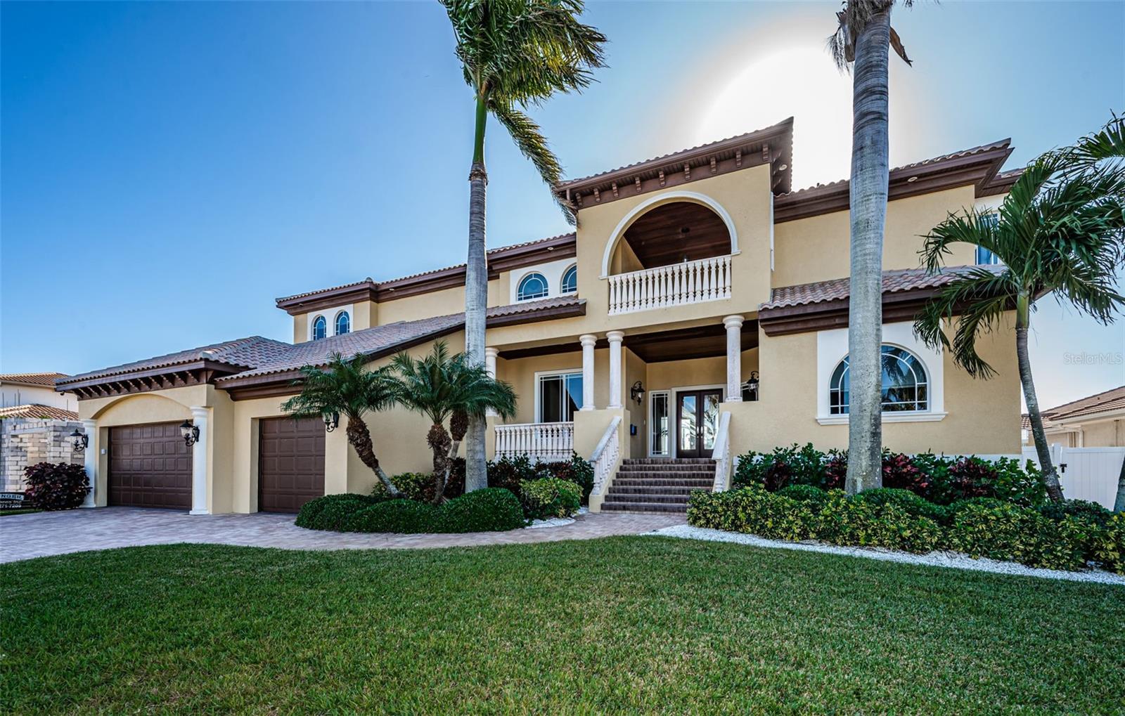 SOUTH CSWY ISLE YACHT CLUB ADD - Residential