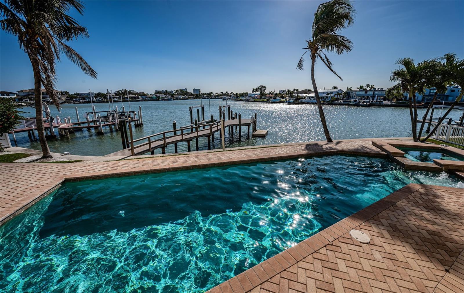 SOUTH CSWY ISLE YACHT CLUB ADD - Residential