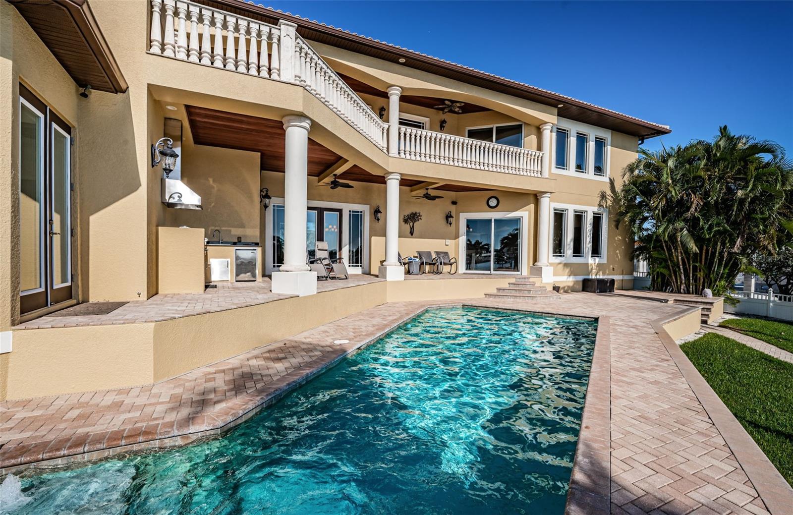 SOUTH CSWY ISLE YACHT CLUB ADD - Residential