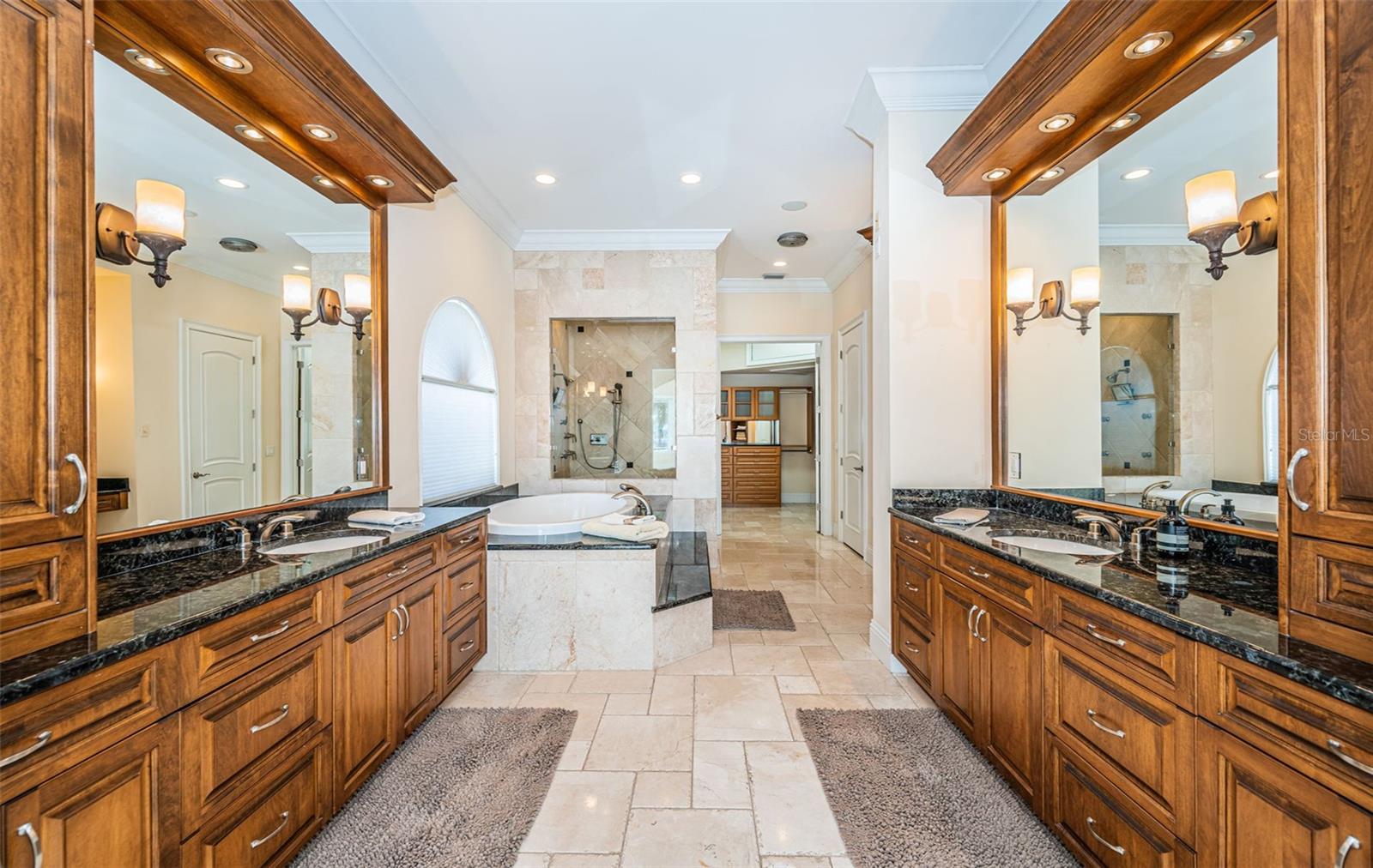 SOUTH CSWY ISLE YACHT CLUB ADD - Residential