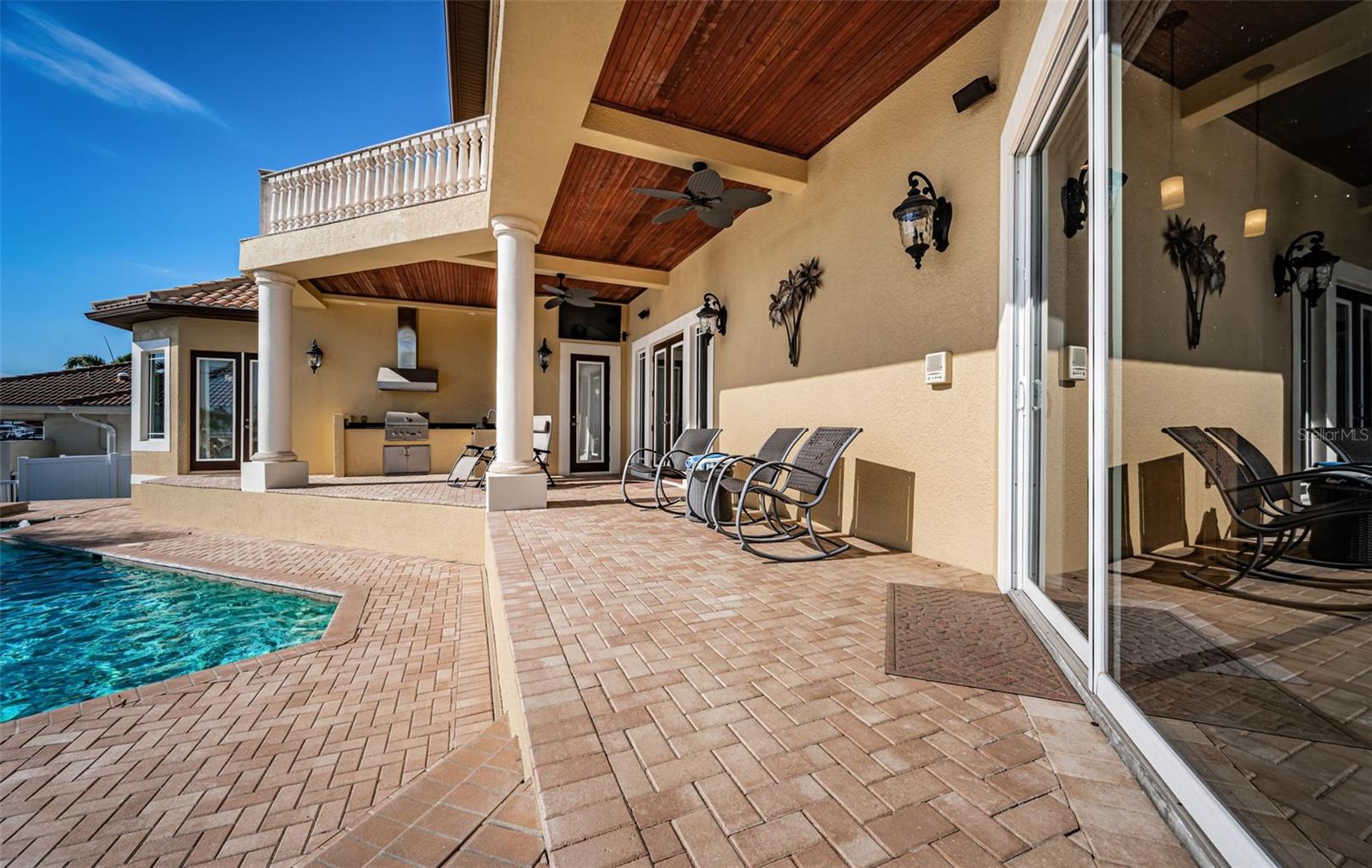 SOUTH CSWY ISLE YACHT CLUB ADD - Residential