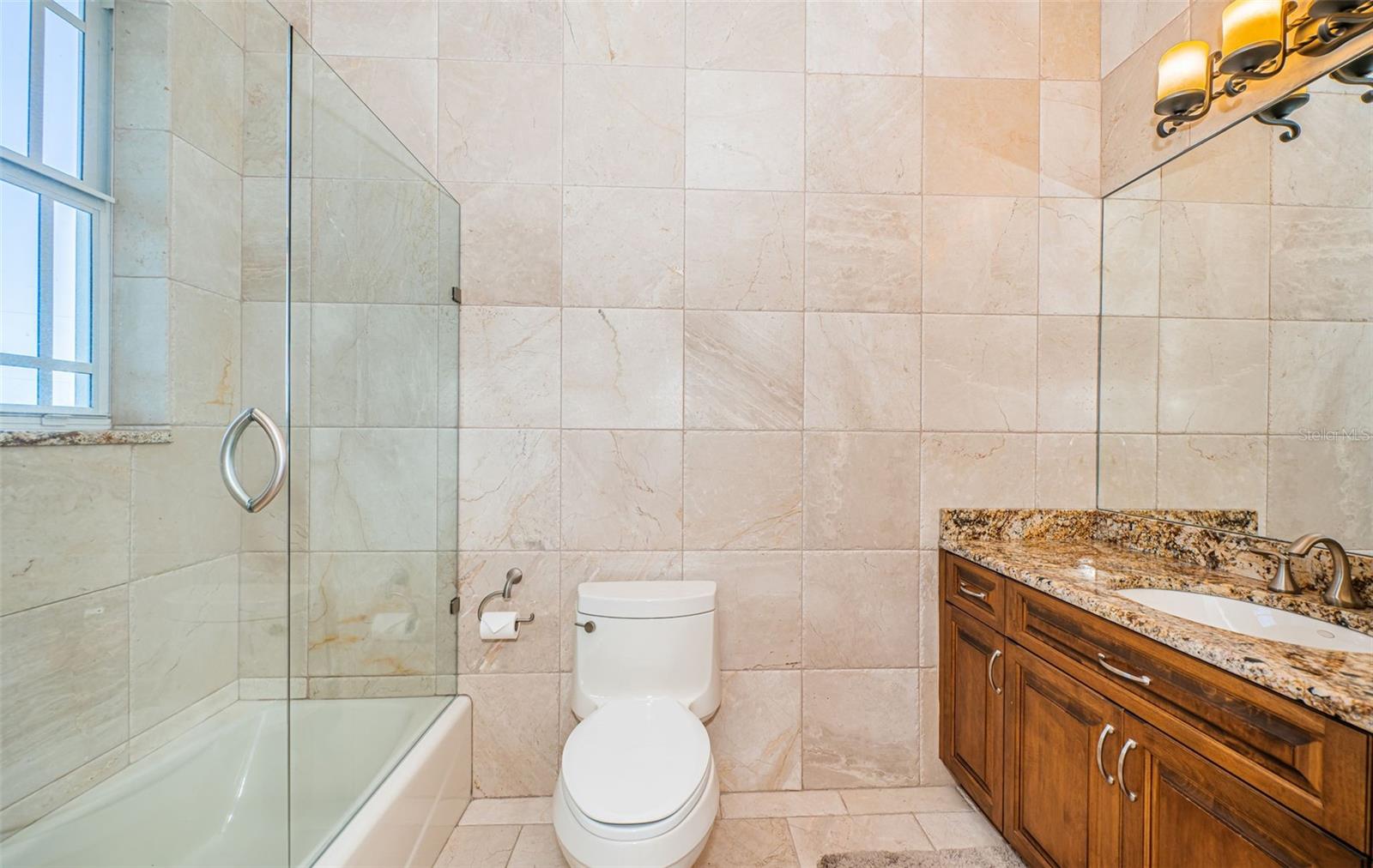 SOUTH CSWY ISLE YACHT CLUB ADD - Residential